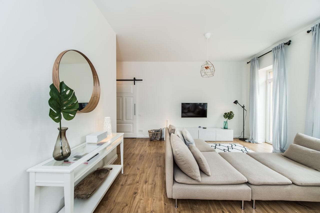 Stylish Apartment In The Heart Of Kaunas Old Town Exterior foto